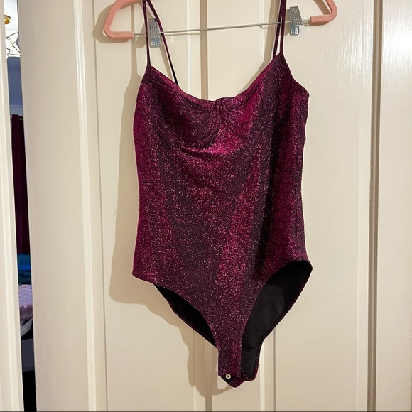 Wild Fable Sparkly Bodysuit 💗 - Picture 2 of 5